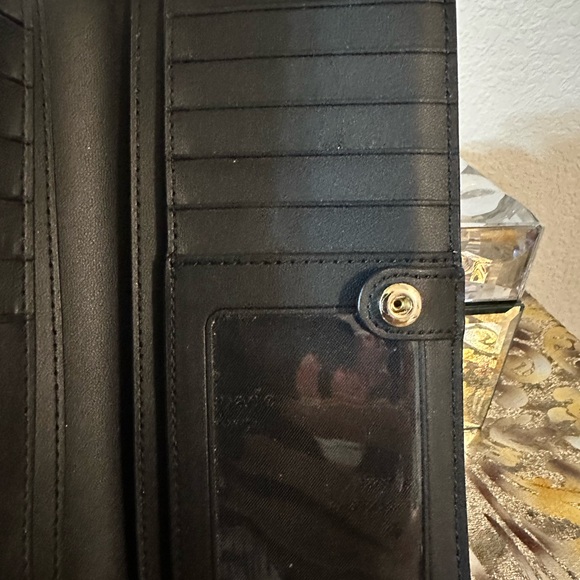 Kate Spade Wallet - Picture 7 of 10